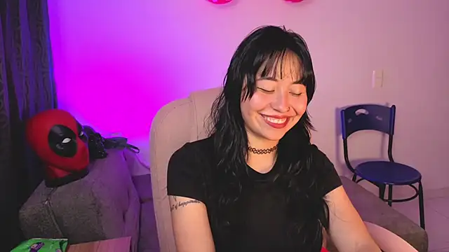LolaOpalX online show from July 2026 11:22:02 PM