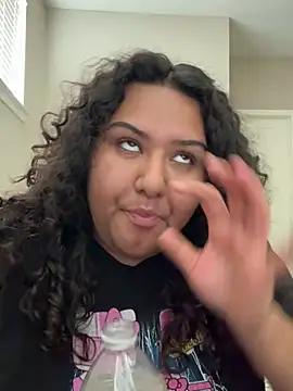 Angeliccreamyrican online show from February 2026 06:57:01 PM