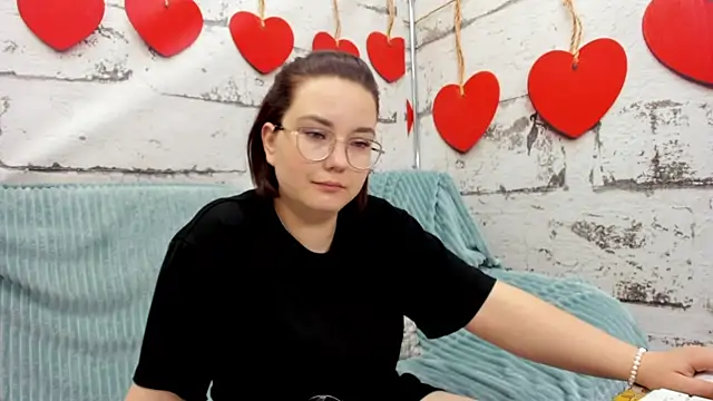 Sweetie Rozzy online show from May 2026 01:45:01 AM