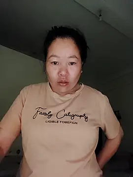 donaaa2 online show from April 2026 07:37:01 PM