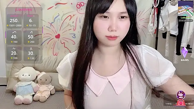 xiaoguai99 online show from June 2026 01:17:02 PM