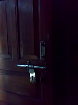 ravi18122 online show from April 2026 04:48:02 PM