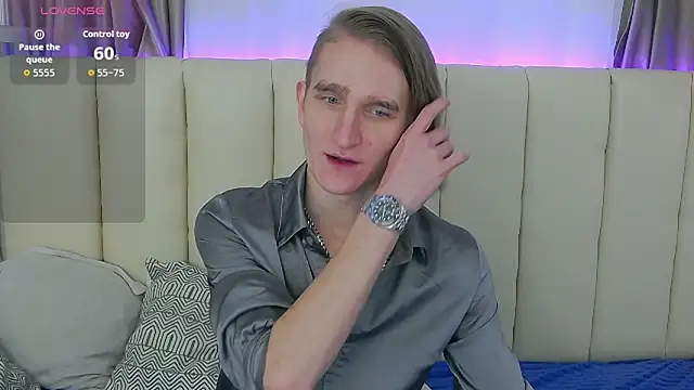 ArnoldRizzo online show from January 2026 12:54:01 PM