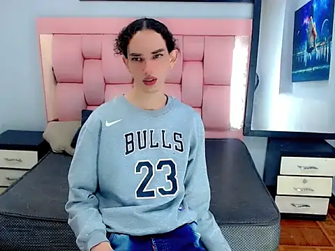 sora jun online show from February 2026 01:37:02 PM