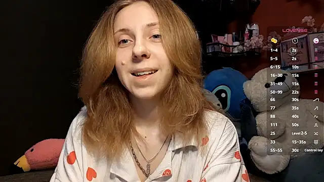 Snapshot of TiaraHenegan chatting on February 2026 07:15:02 AM TiaraHenegan online show from February 2026 07:15:02 AM