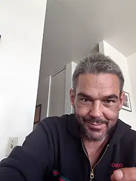 Hornyguy69986 online show from May 2026 07:08:01 PM