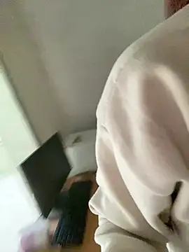 Snapshot of LISJN69 chatting on January 2026 12:16:01 AM LISJN69 online show from January 2026 12:16:01 AM