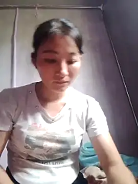 Snapshot of Asami_6868 chatting on May 2026 07:03:01 AM Asami 6868 online show from May 2026 07:03:01 AM