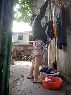 Snapshot of lina_loveee chatting on January 2026 02:15:01 AM lina loveee online show from January 2026 02:15:01 AM