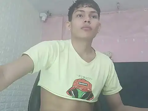 brosscams2025 online show from February 2026 09:30:02 PM