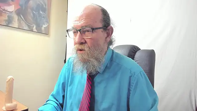 Snapshot of Uncle_Hottie chatting on March 2026 05:09:02 PM Uncle Hottie online show from March 2026 05:09:02 PM