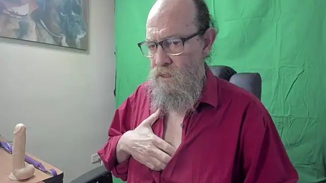 Snapshot of Uncle_Hottie chatting on March 2026 04:46:01 PM Uncle Hottie online show from March 2026 04:46:01 PM