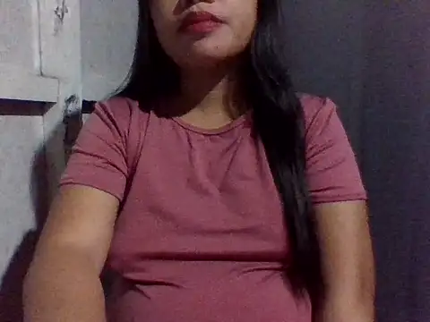 sweetprinces08 online show from April 2026 02:43:01 PM