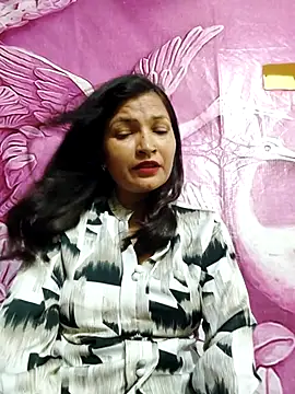 Snapshot of Priyaa_1433 chatting on June 2026 05:51:01 PM Priyaa 1433 online show from June 2026 05:51:01 PM