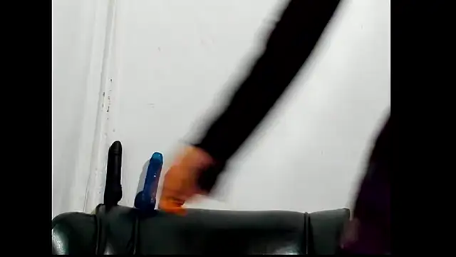 Antonella Gomez22 online show from February 2026 02:53:01 AM