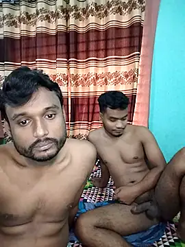 Snapshot of soft_couple778 chatting on May 2026 03:33:01 AM soft couple778 online show from May 2026 03:33:01 AM