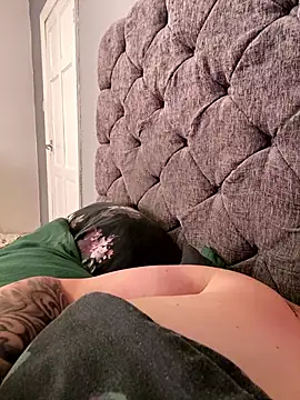 Size24Queen online show from January 2026 11:12:01 AM