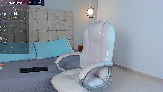 Mia dolls18 online show from March 2026 08:15:02 PM