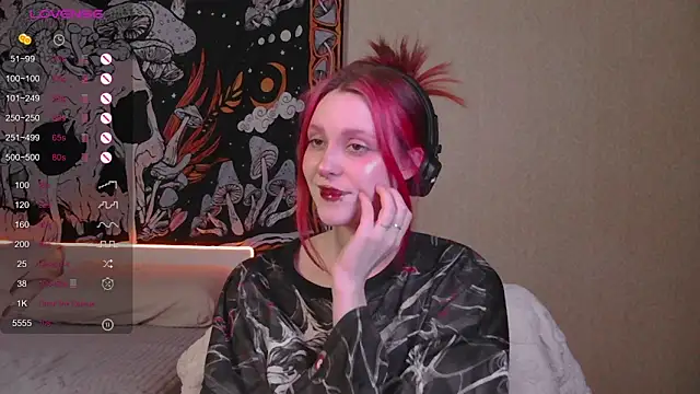 Snapshot of Mine_Doll chatting on May 2026 04:48:02 PM Mine Doll online show from May 2026 04:48:02 PM