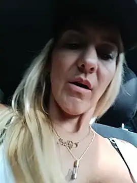 Monita Med online show from June 2026 08:57:01 PM