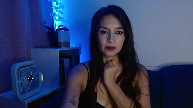 Almaglow  online show from March 2026 01:52:02 AM