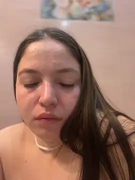 AlexaYvonne online show from February 2026 02:08:01 AM