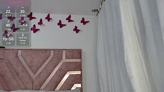 Roxy Fox- online show from February 2026 02:16:01 AM