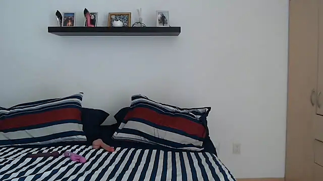 Snapshot of Melissaloves80 chatting on May 2026 05:41:01 PM Melissaloves80 online show from May 2026 05:41:01 PM