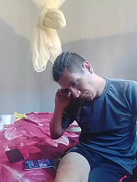 Snapshot of Rodrigohernan19 chatting on June 2026 01:48:01 PM Rodrigohernan19 online show from June 2026 01:48:01 PM