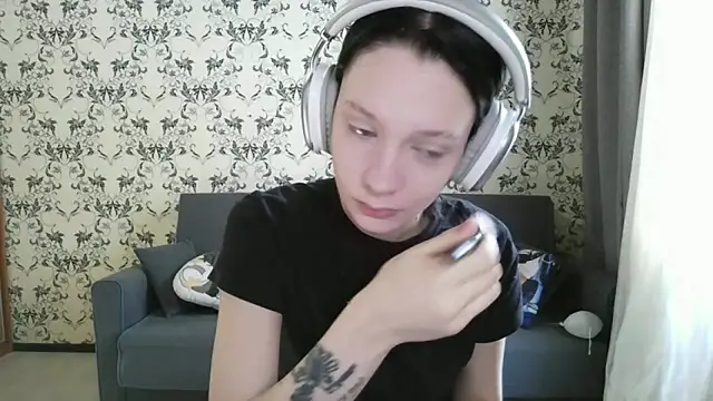 LxayBloom online show from March 2026 07:27:01 AM