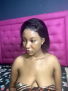 Snapshot of Creamy_bitchxxx chatting on February 2026 08:29:02 PM Creamy bitchxxx online show from February 2026 08:29:02 PM