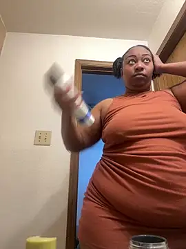 Snapshot of theesweetheart chatting on February 2026 04:06:02 PM theesweetheart online show from February 2026 04:06:02 PM