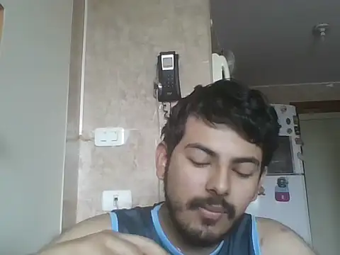 Mateotubbe online show from May 2026 03:09:02 PM