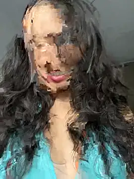 Snapshot of auroramooon chatting on February 2026 03:03:02 AM auroramooon online show from February 2026 03:03:02 AM