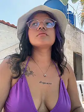 queen of you heart online show from March 2026 06:22:02 PM