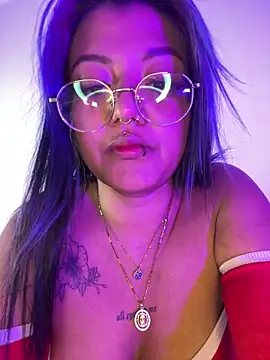 queen of you heart online show from April 2026 11:20:02 PM