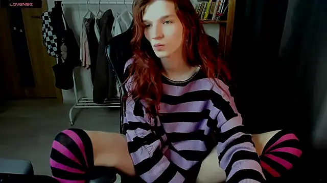 iceseeker2 online show from April 2026 07:03:01 AM