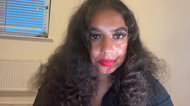 Snapshot of fayfay21@xh chatting on June 2026 08:33:02 PM fayfay21xh online show from June 2026 08:33:02 PM