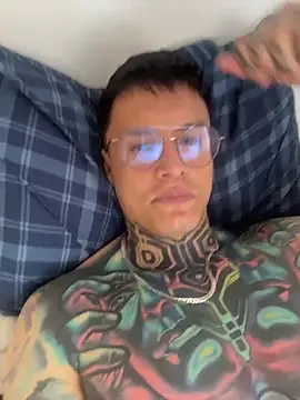 Chrissblack online show from March 2026 04:08:01 PM