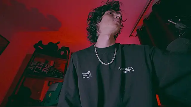 Olliver   y online show from April 2026 02:17:02 AM