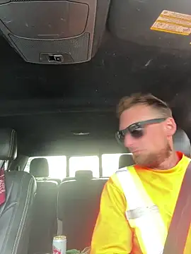 WIDBIGWHITECOCK online show from May 2026 09:34:01 PM