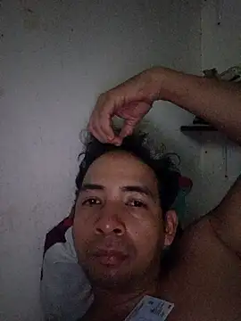 Snapshot of paladito01 chatting on April 2026 12:12:01 AM paladito01 online show from April 2026 12:12:01 AM