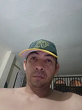 Snapshot of paladito01 chatting on May 2026 04:09:02 AM paladito01 online show from May 2026 04:09:02 AM