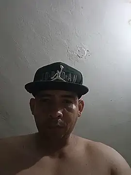 Snapshot of paladito01 chatting on May 2026 05:58:02 AM paladito01 online show from May 2026 05:58:02 AM