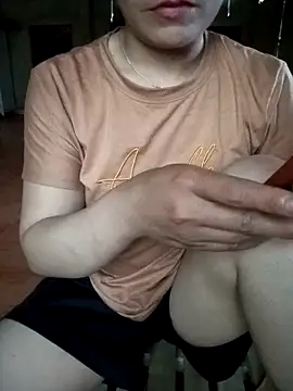 vanvan005 online show from April 2026 07:58:02 AM