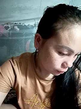 vanvan005 online show from May 2026 10:48:01 PM