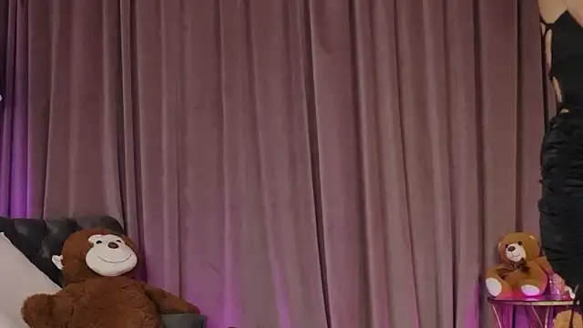 ZariaaVera online show from March 2026 08:20:02 PM