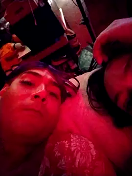 Snapshot of carlatransyjessi chatting on February 2026 01:47:01 PM carlatransyjessi online show from February 2026 01:47:01 PM