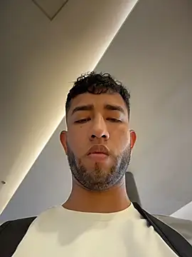 liam bronw online show from March 2026 07:08:02 PM