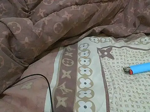 Snapshot of lebogangkat chatting on January 2026 09:30:02 PM lebogangkat online show from January 2026 09:30:02 PM